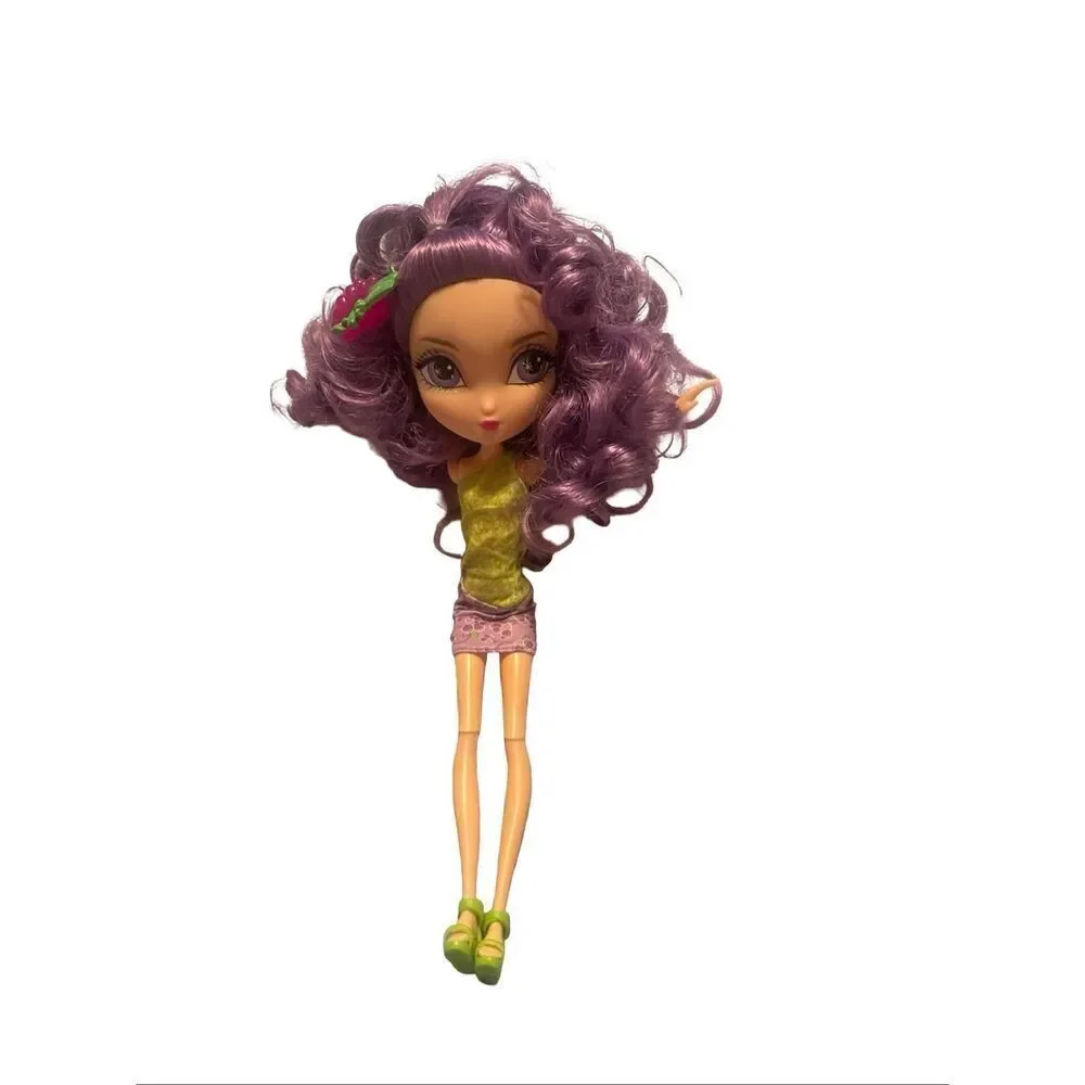Spin Master Girls Purple La Dee Da Juicy Crush Tylie as Grape Shake-Up Doll 10